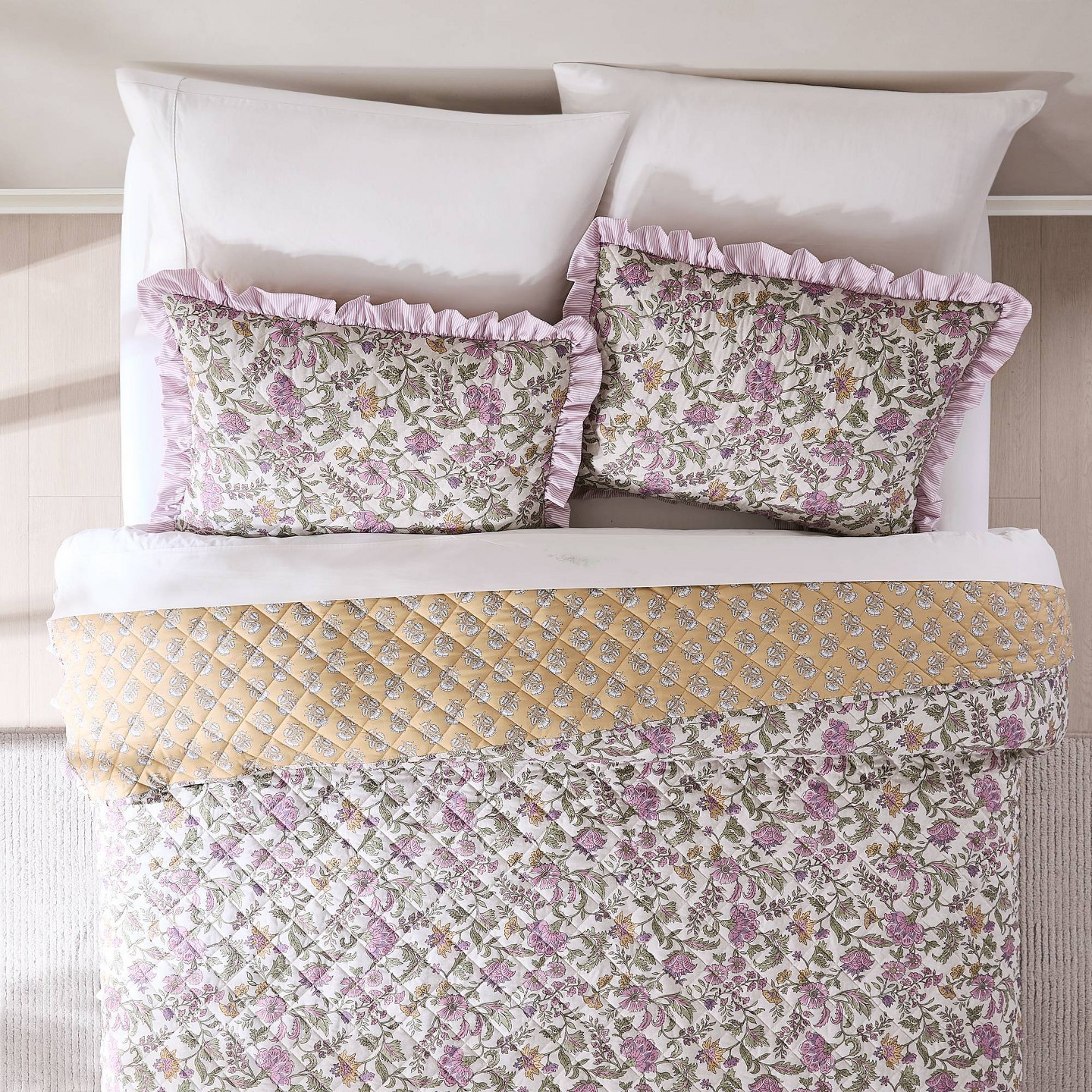 Покрывала Lush Decor King/California King Lola Block Print Ruffle Reversible Floral Quilts Purple, цвет: С принтом — фото 4