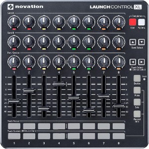 Novation Launch Control XL Black - 1 of 4