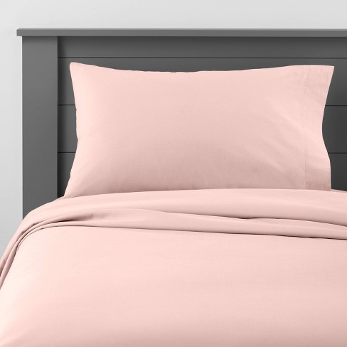 Pink bed deals sheets queen