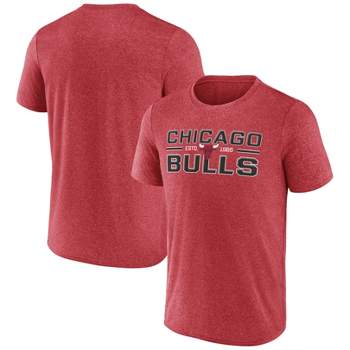 NBA Chicago Bulls Men's Short Sleeve Drop Pass Performance T-Shirt