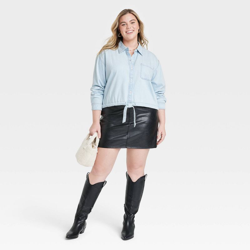 Women's Long Sleeve Collared Button-Down Shirt - Universal Thread™ Indigo, 4 of 9