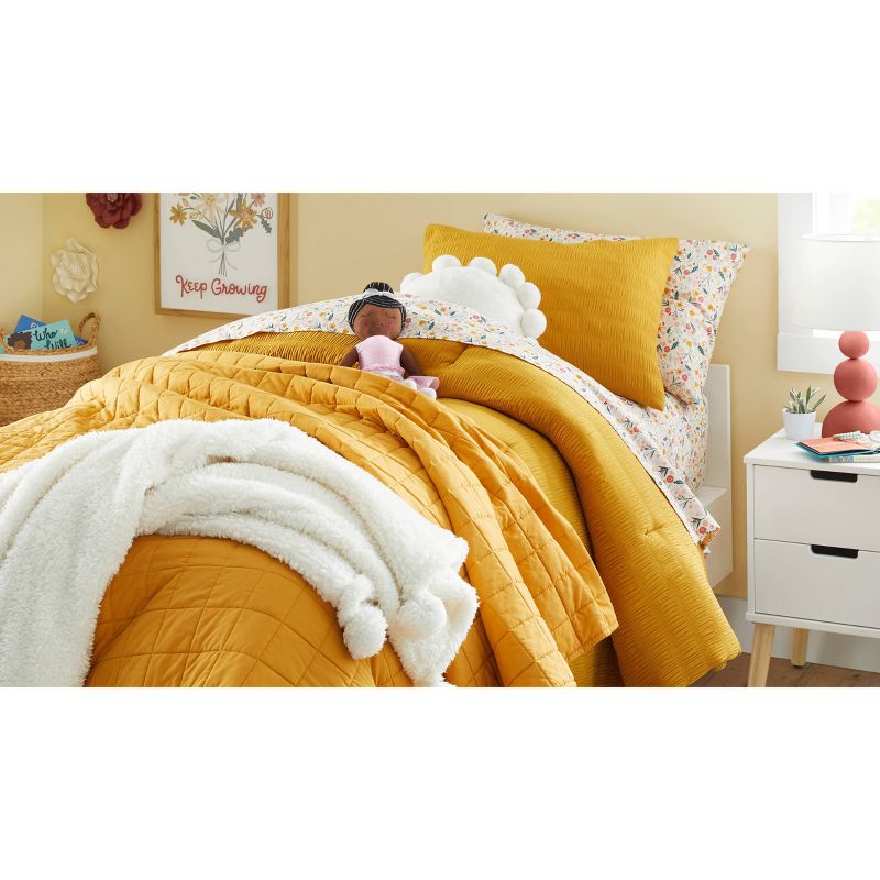 Teddy Bear Plush Kids' Throw - Pillowfort™, 5 of 12