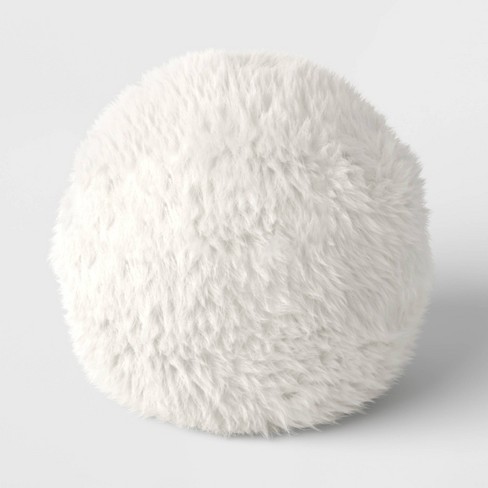 Round faux best sale fur pillow