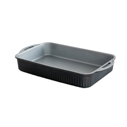 Nordic Ware Classic Metal 9x13 Covered Cake Pan