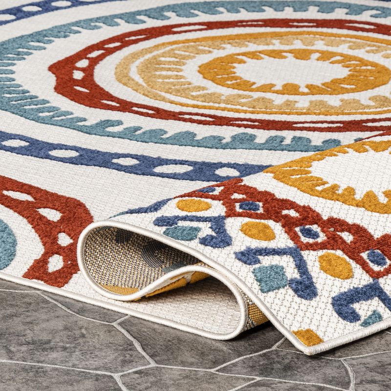 nuLOOM Micki Intricate Circles Indoor/Outdoor Patio Area rug, 5 of 11