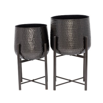 CosmoLiving by Cosmopolitan 19"x17"H 2pc Modern Hammered Metal Planter Pots Black: Indoor Iron Set, No Drainage Holes