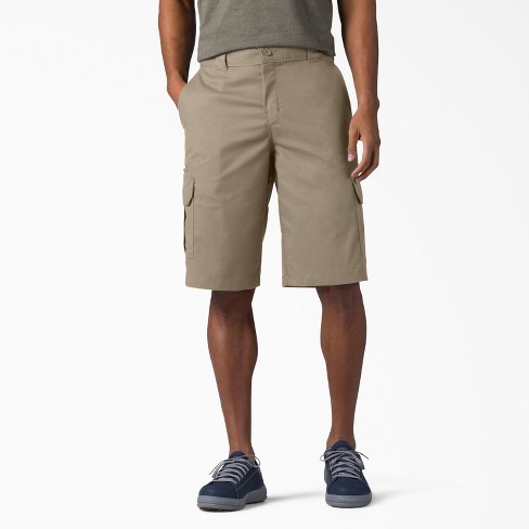 Men's relaxed fit cargo hot sale shorts