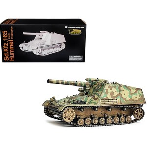 German Sd.Kfz.165 Hummel Self-Propelled Gun V2 "NEO Dragon Armor" Series 1/72 Plastic Model by Dragon Models - 1 of 3