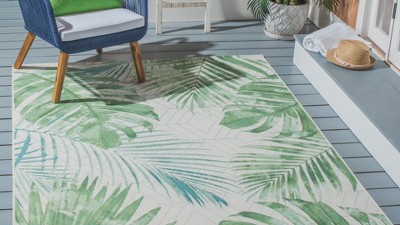 Tropical Bliss Green/Teal Synthetic 5' x 7' Outdoor Area Rug
