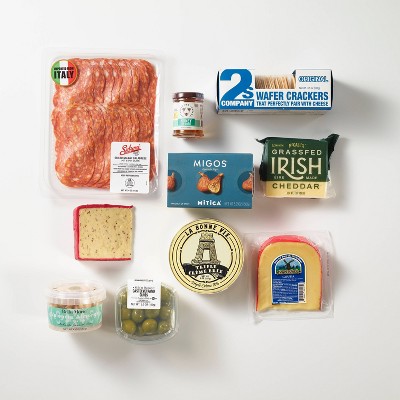 Gourmet Dash Charcuterie Classic Charcuterie Party Platter - 47oz