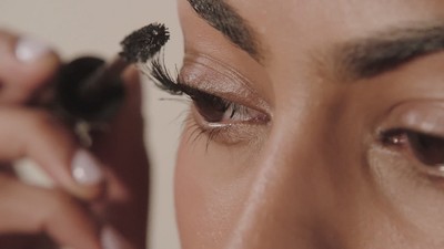 Fenty Snackz by Fenty Beauty by Rihanna Hella Thicc Volumizing