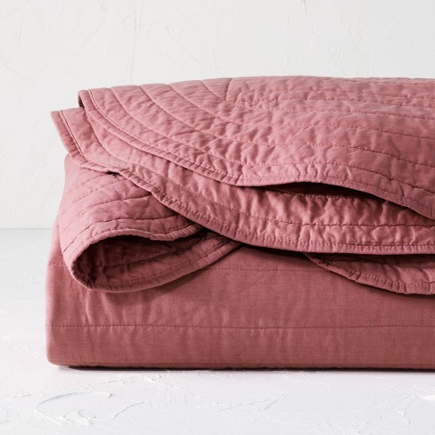 King Scalloped Edge Quilt Mauve - Opalhouse™ Designed With Jungalow™ :  Target