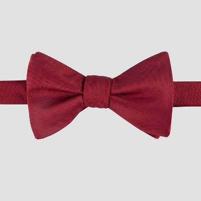 Men's Fairway Solid Bowtie - Goodfellow & Co™ Red One Size