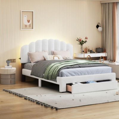 Queen-Size Upholstered Platform Bed in Teddy Fleece with Storage Compartment