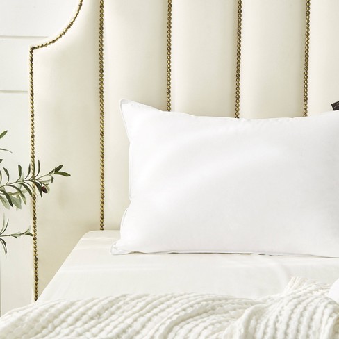 Cotton Plain Bed White Pillows