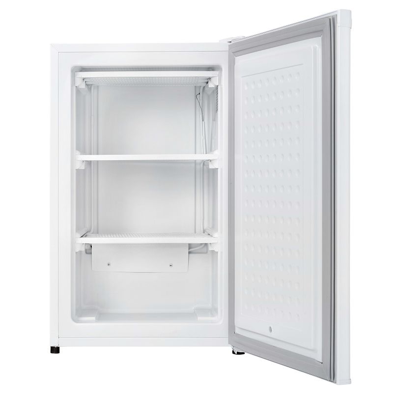 Danby DUFM032A3WDB-3 3.2 cu. ft. Upright Freezer in White, 5 of 9