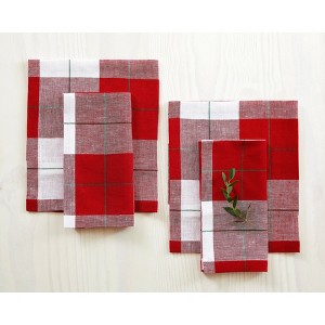 Solino Home Linen Plaid Dinner Napkins| Very Merry Plaid - 1 of 4