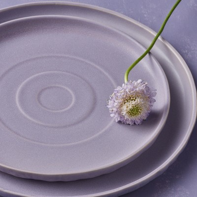 Lavender and White Textured Ceramic 16-Piece Dinnerware Set