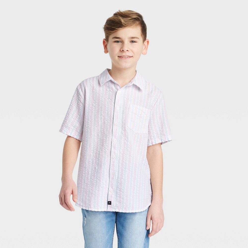 Boys' Seersucker Woven Short Sleeve Button-Down Shirt - art class™ White L