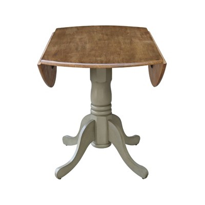 Casual Round Wood Extendable Dining Table in Distressed Hickory