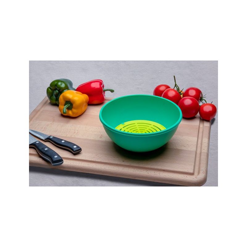 Jokari Fruit and Vegetable Salad Storage Bowl with Slotted Strainer Base Comes with Sealed Lid, 3 of 6
