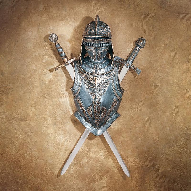 Design Toscano Nunsmere Hall 16th-Century Battle Armor Collection, 1 of 8