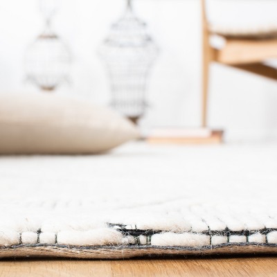 Handwoven Black Wool 4' x 6' Non-Slip Rectangular Area Rug