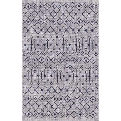 Light Gray & Blue Trellis Synthetic Outdoor Rug (5' x 8')