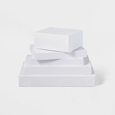 white gift box with lid