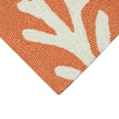 Capri Round Orange and White Synthetic Tufted Rug