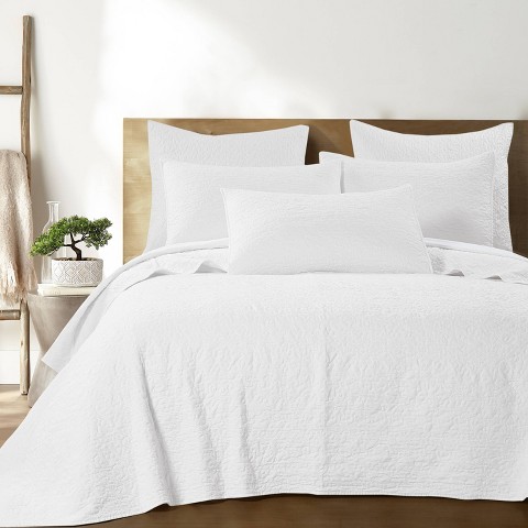 homthreads King Mandell Quilt Set White - Homthreads: Traditional Jacquard Design, Reversible Microfiber, Includes 2 King Shams