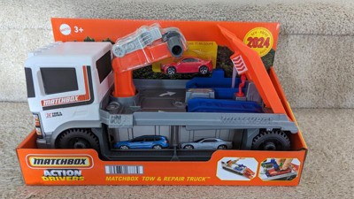 Matchbox Toy Car & Playset, Action Drivers Tow & Repair Truck with 1:64  Scale Toy Audi TT RS Coupe, Working Crane & Diagnostic Machine