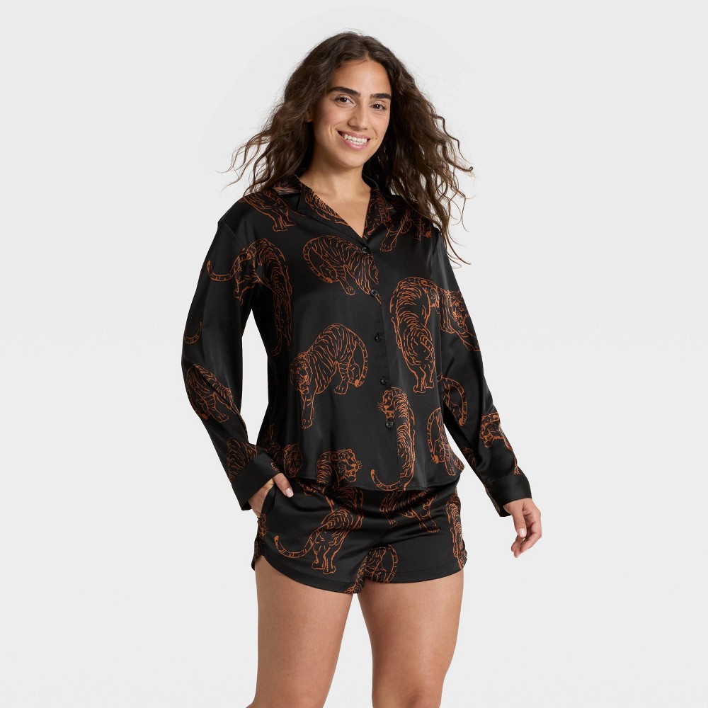 Women's Satin Notch Collar Long Sleeve Shirt and Shorts Pajama Set - Auden™ Tiger Print XS