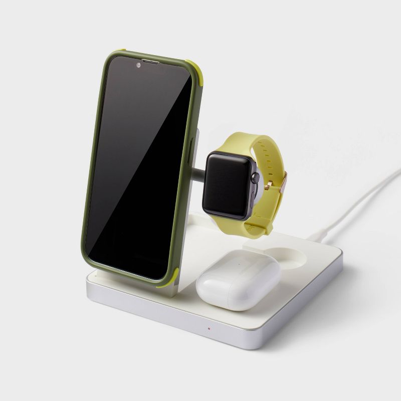 3 in 1 Charger for iPhone Watch and AirPod - heyday&#8482; White, 3 of 7
