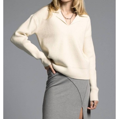 Women's Notched Collar Rae Sweater - Weekend Los Angeles