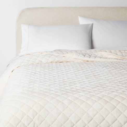 Full/queen Luxe Diamond Stitch Velvet Quilt Ivory - Threshold™ : Target