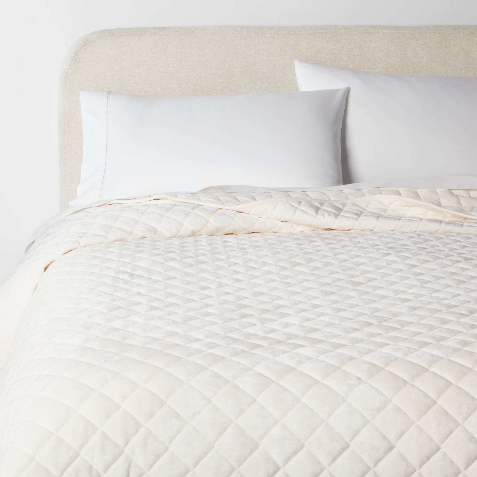 King Luxe Diamond Stitch Velvet Quilt Ivory - Threshold™