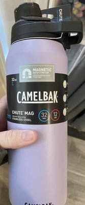  CamelBak Chute Mag - Botella de agua de acero inoxidable con  aislamiento al vacío de 32 onzas, color costero : Deportes y Actividades al  Aire Libre