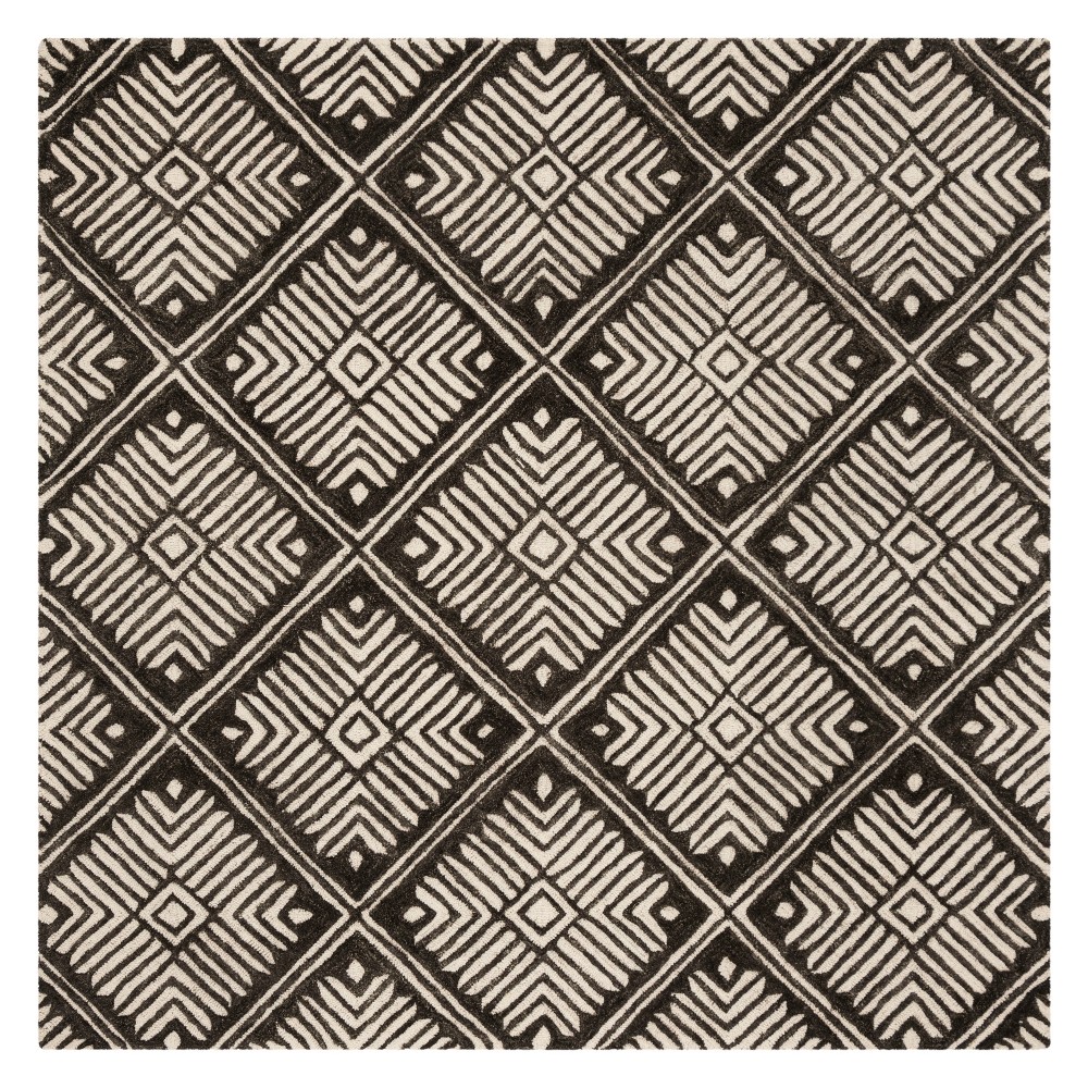 6'x6' Geometric Tufted Square Area Rug Ivory/Charcoal - Safavieh