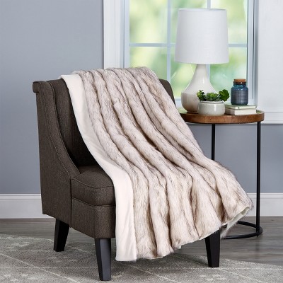 Hastings Home Faux Fur Throw Blanket - Hypoallergenic for Sofas and Beds