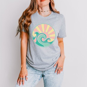 Simply Sage Market Round Waves Short Sleeve Tee - 1 of 4