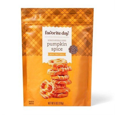 Orange Pumpkin Spice Mini Pretzel Twists with White Drizzle - 6oz - Favorite Day™