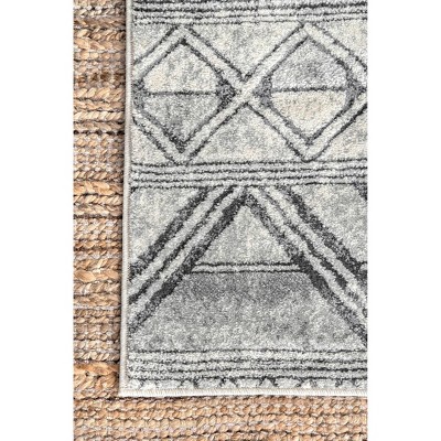 Teresa Modern Geometric Gray Synthetic Area Rug, 4' x 6'