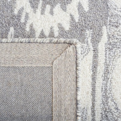 Handmade Ikat Light Grey Wool 8' x 10' Tufted Area Rug