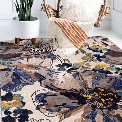 Cream Floral Non-Slip Synthetic 5' x 7' Area Rug