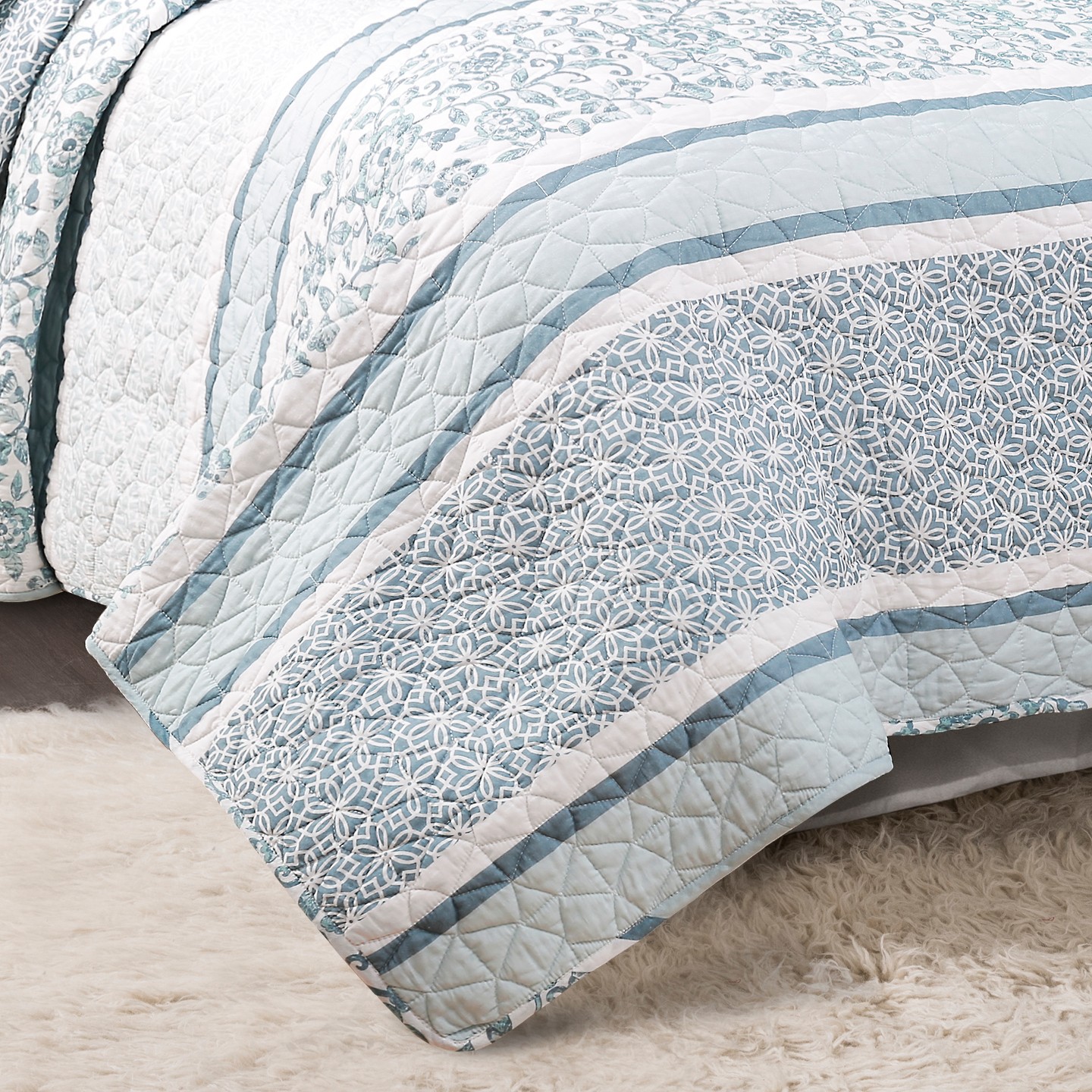 Комплект с покрывалом Lush Decor King 3pc Nisha Reversible Quilt Set Blue: Botanical Pattern, Oeko-Tex Certified, цвет: Синий — фото 5