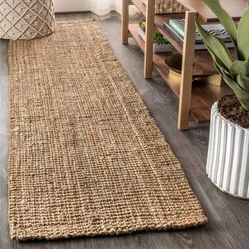 Pata Hand Woven Chunky Jute Indoor Area Rug - JONATHAN Y