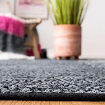 Handmade Vintage Leather Light Grey & Charcoal Accent Rug 2'3" x 4'