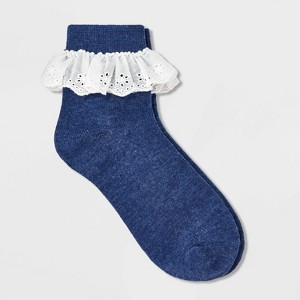 Women's Eyelet Ruffle Ankle Socks - Navy Heather/White 4-10 - 1 of 3