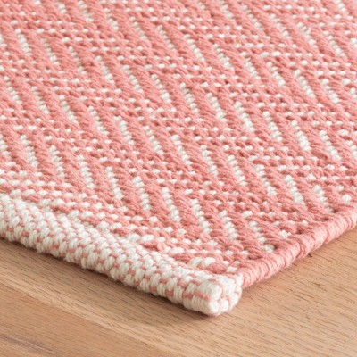 Coral and White Handwoven Cotton Herringbone Rug, 4' x 6'
